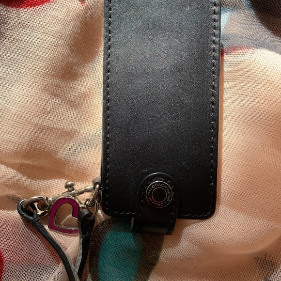 Coach Wallets - Picture 7 of 10